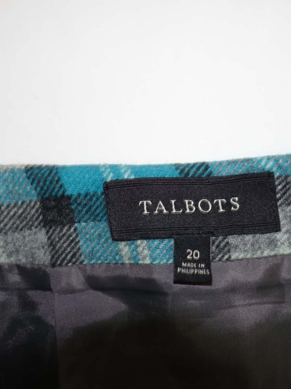 Talbots Womens Plaid Pencil Skirt Size 20 Blue Gray Wool Blend Lined Knee Length - Picture 2 of 4